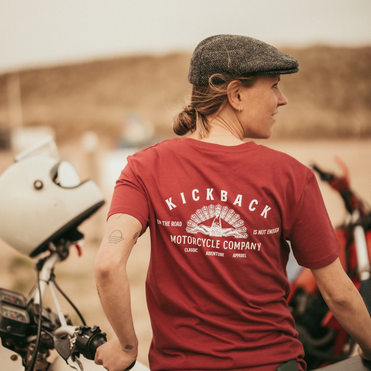 Classic rusty red printed tee